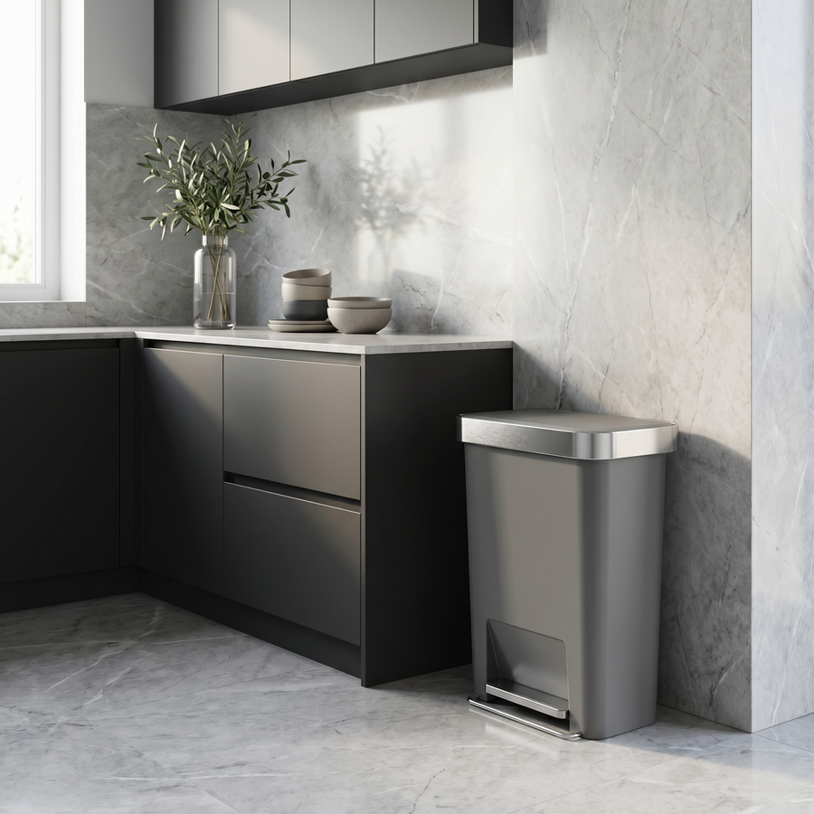 45 litre, rectangular pedal bin with liner pocket